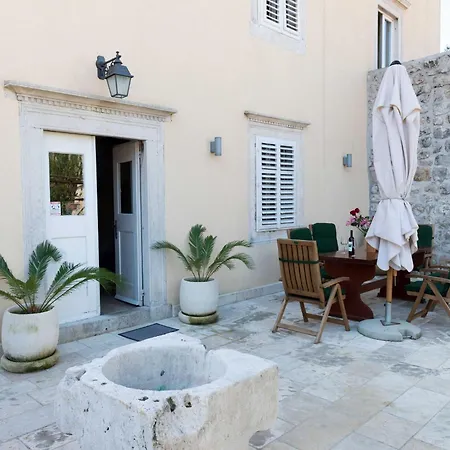 Orka - 3 Adults - Attic Dubrovnik