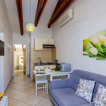 Apartamento Orka - 3 Adults - Attic *