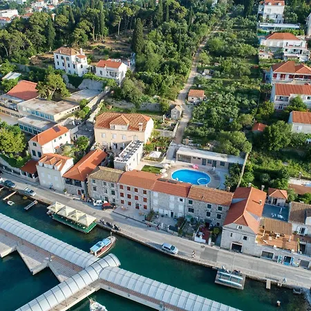 Orka - 3 Adults - Attic Apartman Dubrovnik